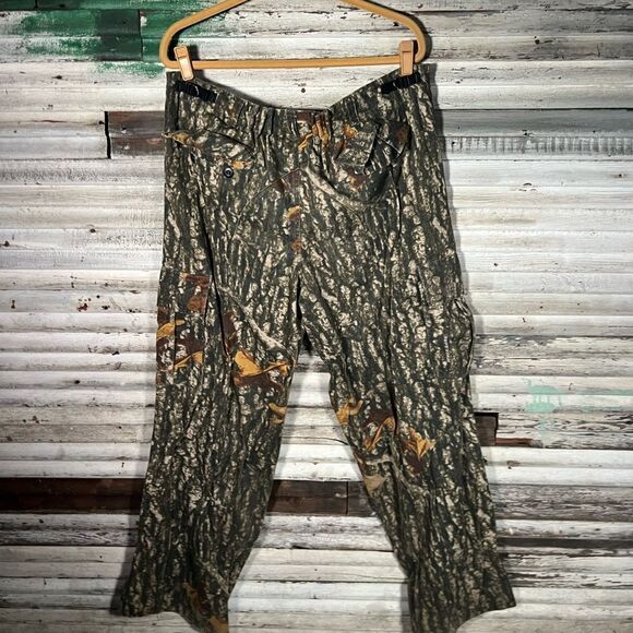 Vintage Realtree Camo Pants - Picture 2 of 9